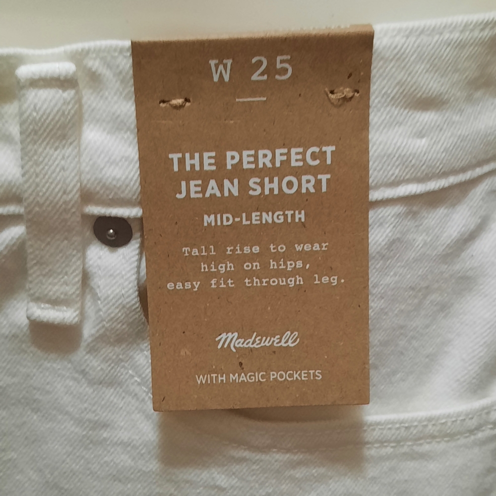 Madewell White Jean Shorts with Magic Pockets - Picture 3 of 16